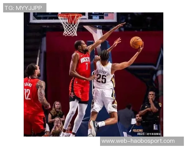 12月12日鹈鹕与火箭激战正酣球迷期待精彩对决与惊喜表现 12月12日鹈鹕与火箭激战正酣球迷期待精彩对决与惊喜表现