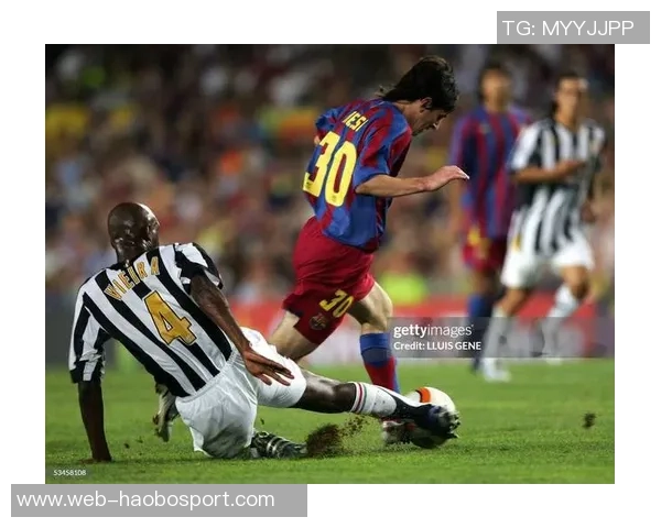 尤文图斯与巴塞罗那对决精彩瞬间神评论汇总